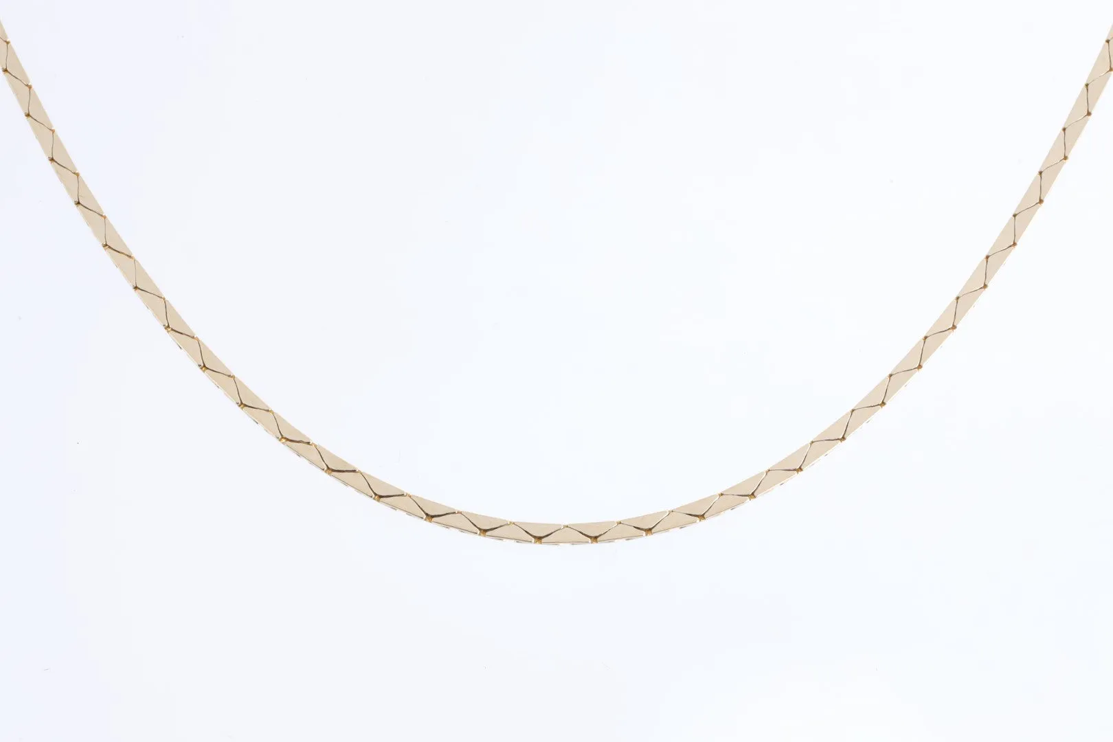 25" 14k Yellow Gold Flat Geometric Chain (8.41g.)