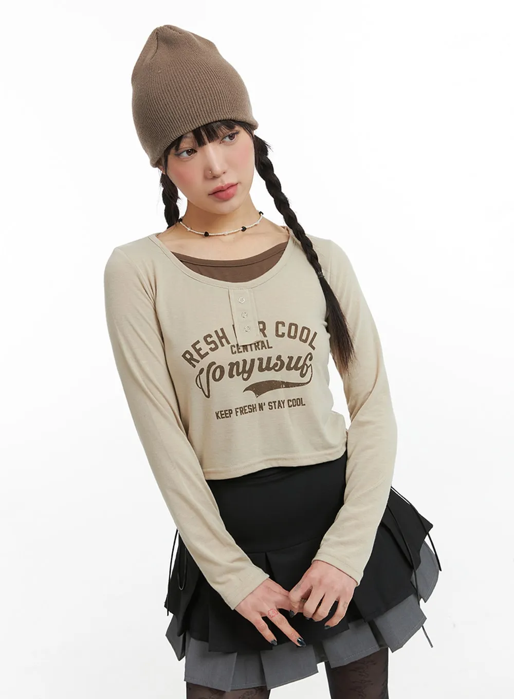 Fake Two-Piece Graphic Lettering Crop Long Sleeve Top IJ411