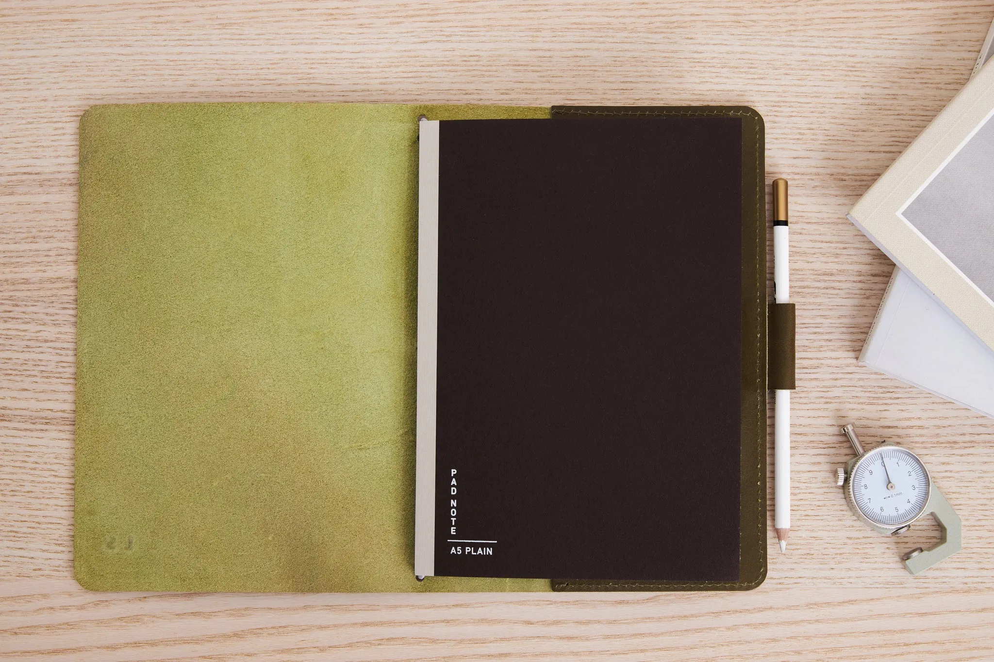 Journal For Travelling / Olive green