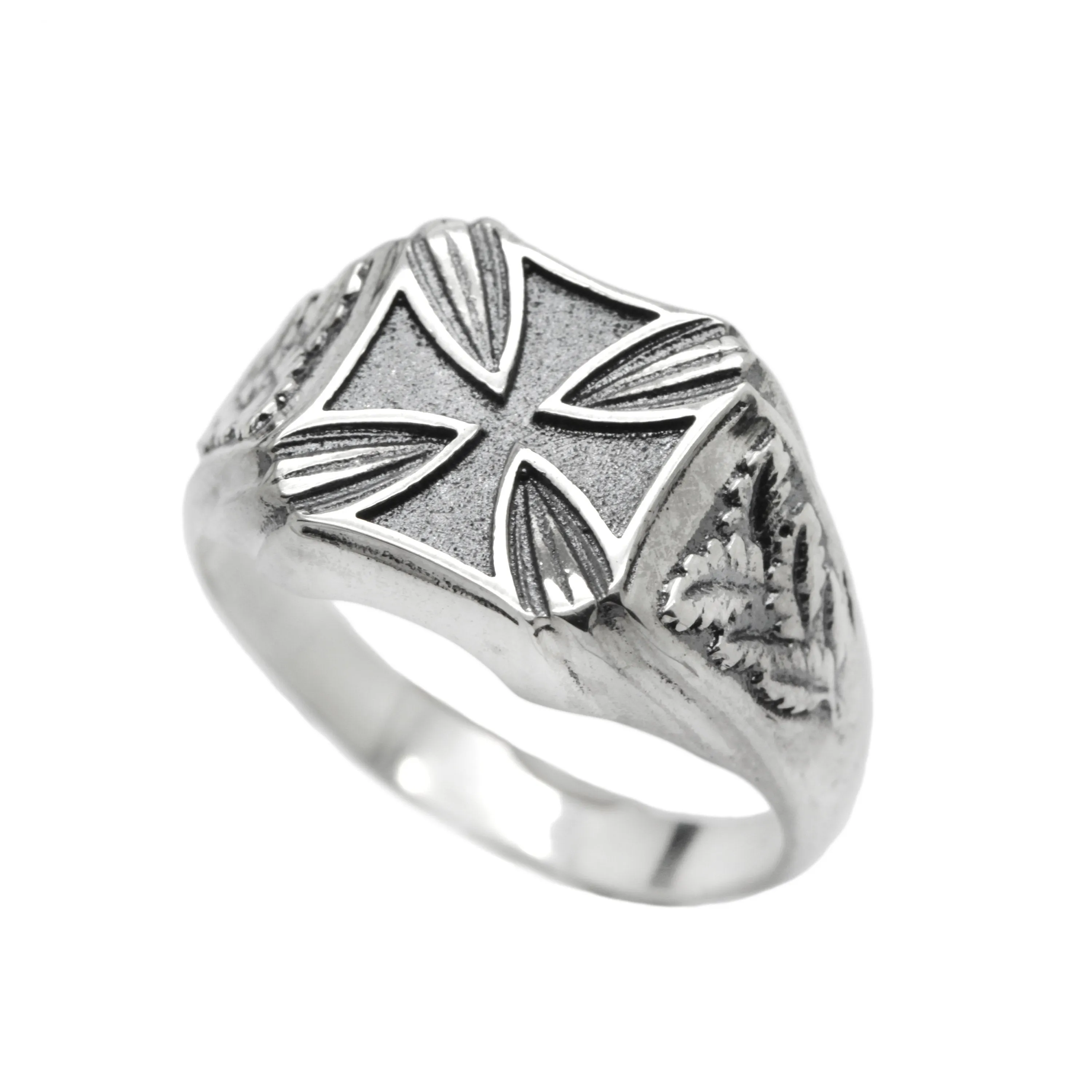 Knight's Iron Cross and Ouk leaves Huge and Heavy Men`s Sterling Silver Signet Ring