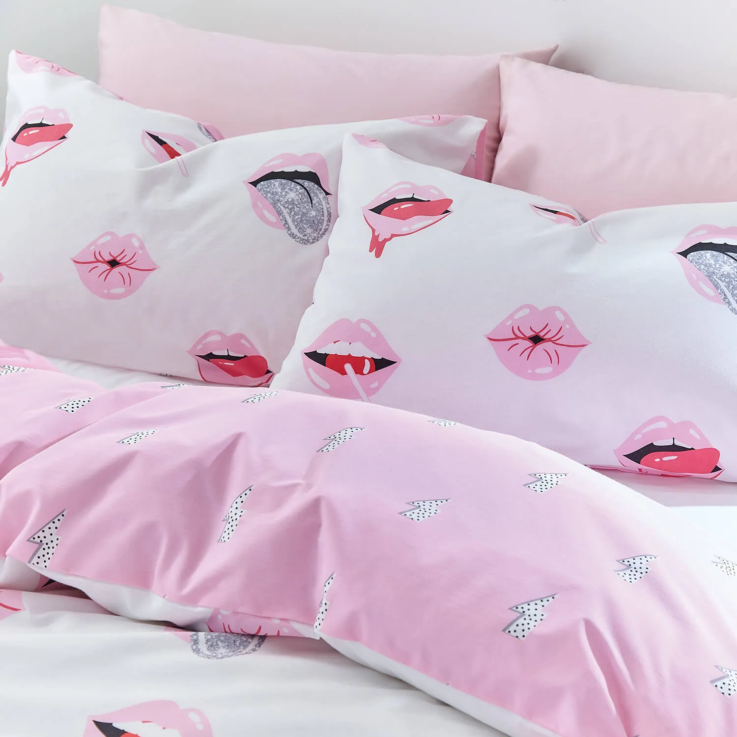 Lip Service Duvet Cover Set - Pink