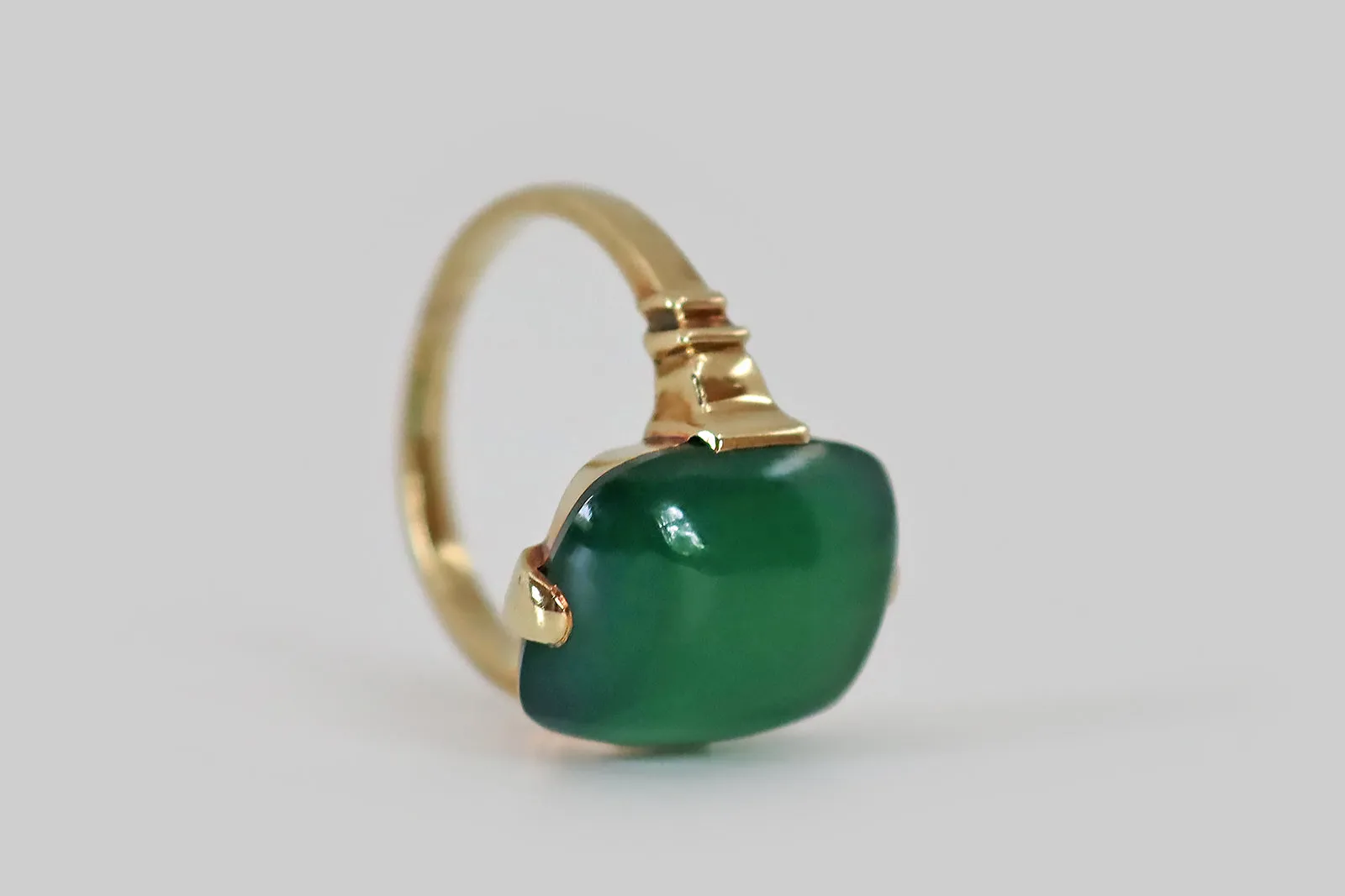 Retro Era Chrysoprase Ring