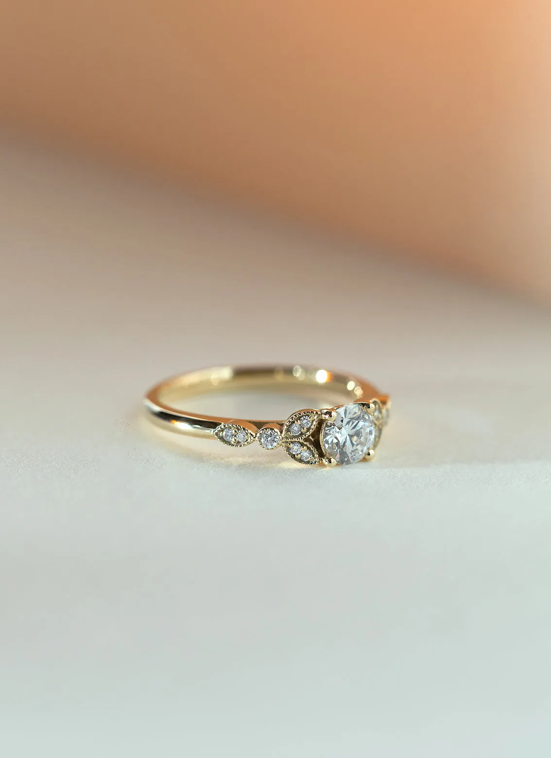 Willa diamond ring 14k gold