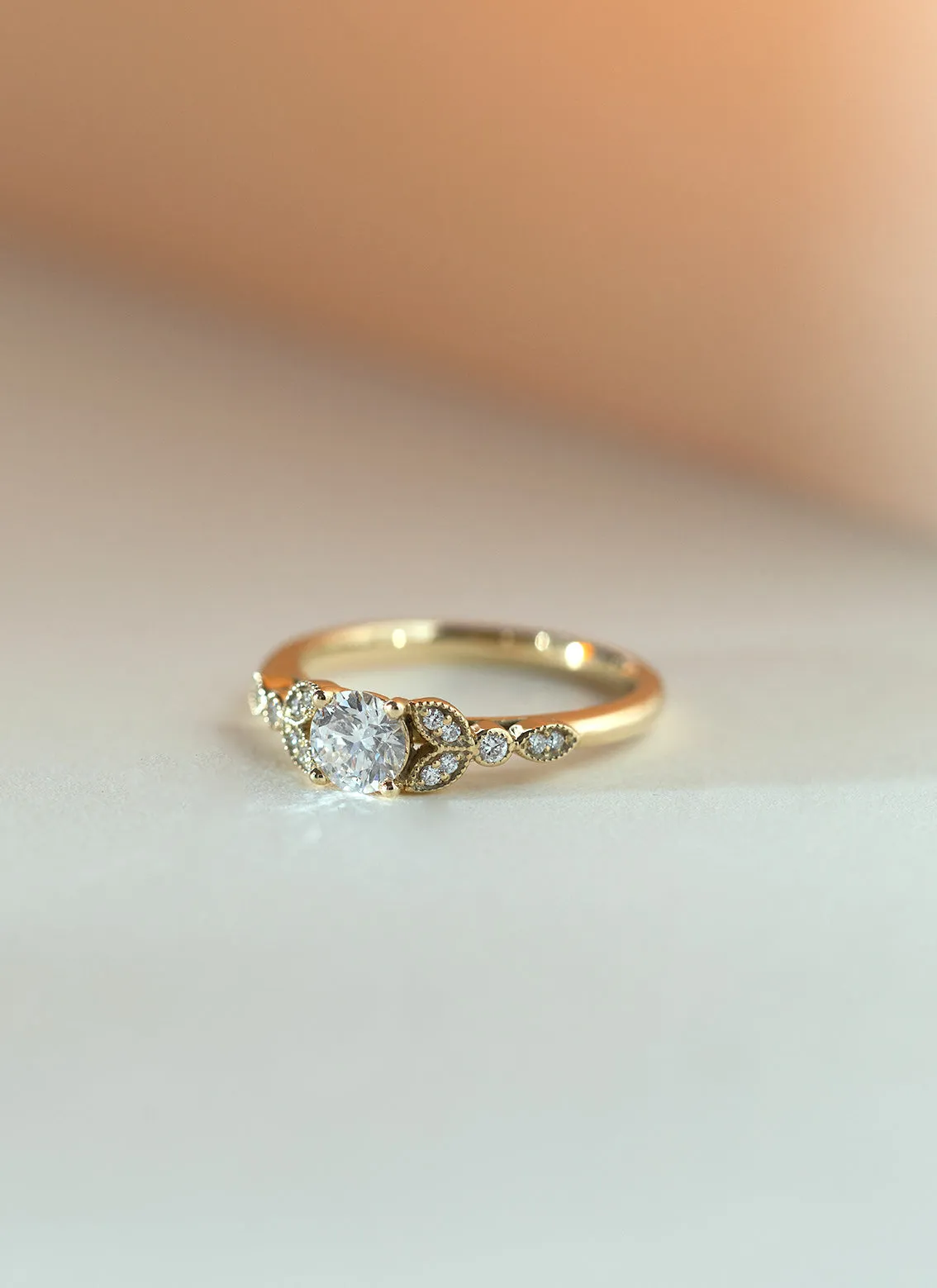 Willa diamond ring 14k gold