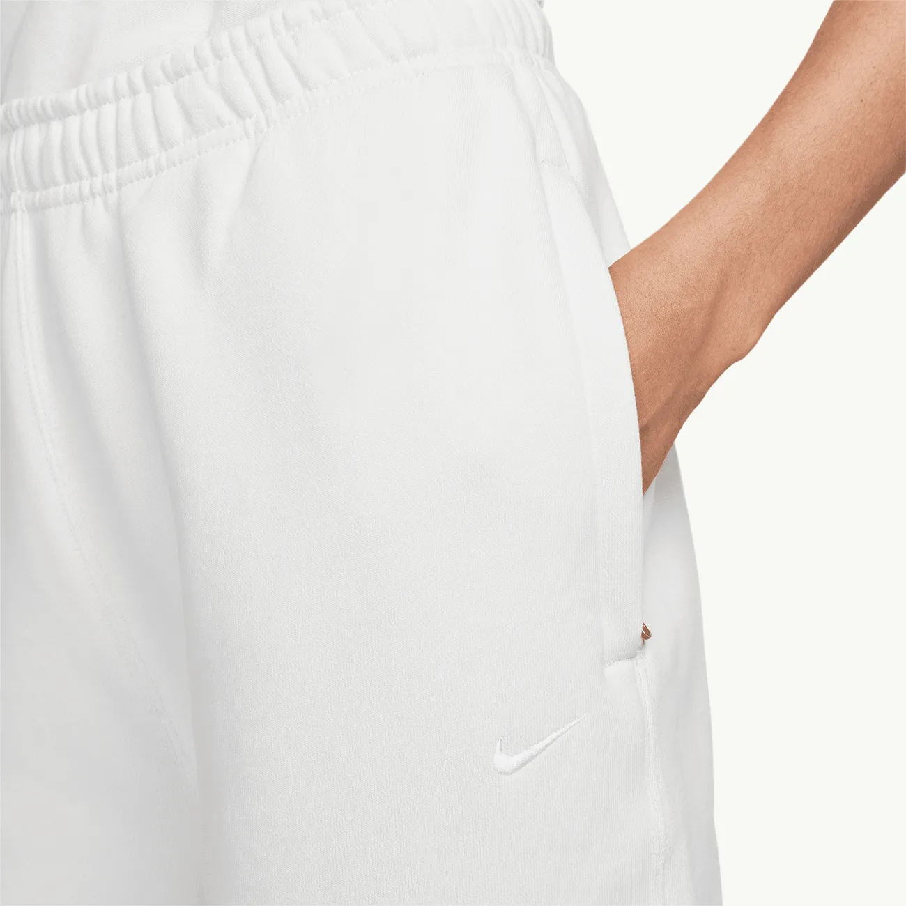 Women’s NRG Soloswoosh Fleece Pant - Phantom/White