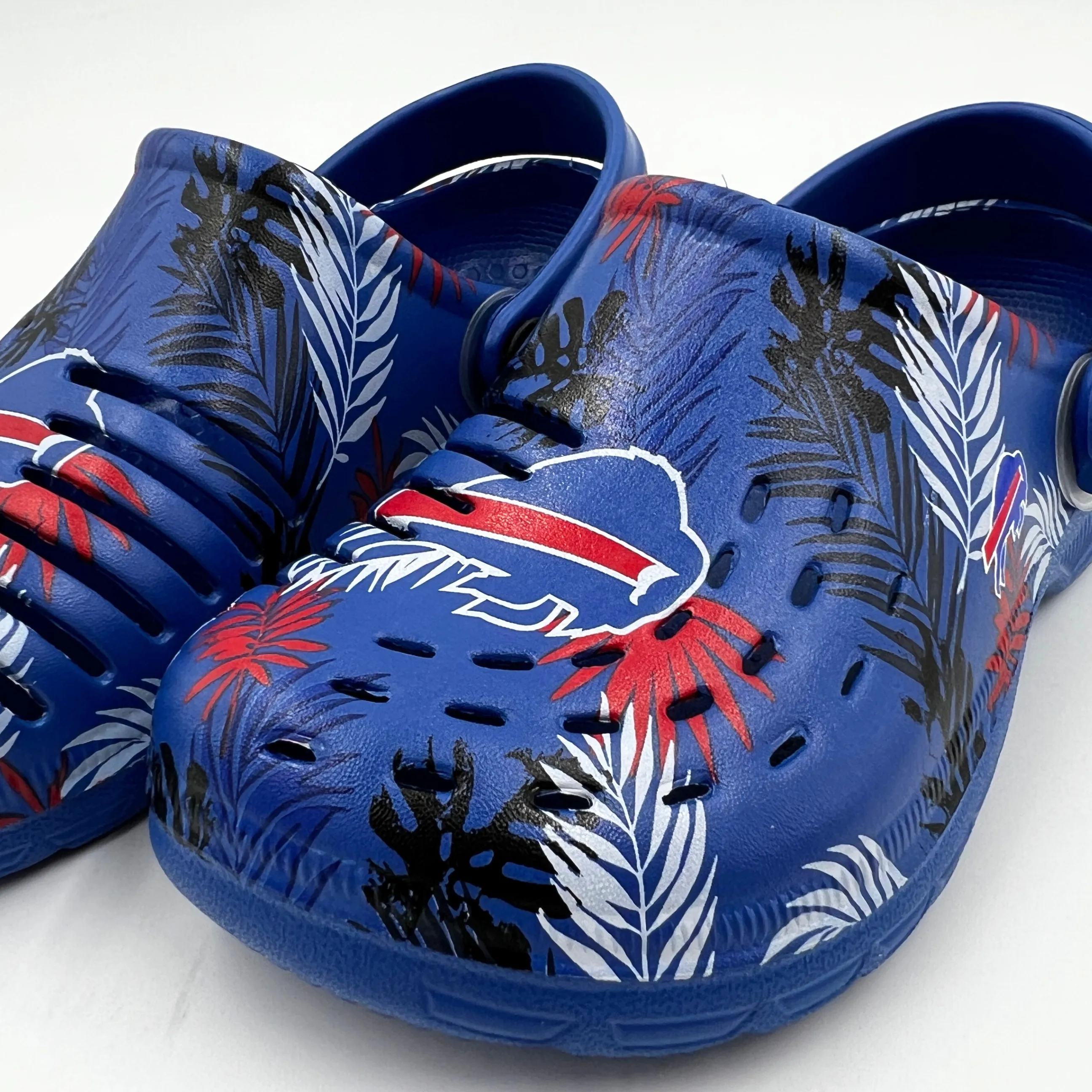 Youth Buffalo Bills Floral Clogs